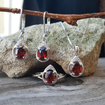az Sterling Silver Garnet Ring, Pendant, or Earring - January